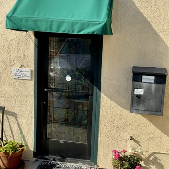 Amie House - Back Entrance - Acupuncture Near Me - Redondo Beach, California Amie House - Back Entrance - Acupuncture Near Me - Redondo Beach, California
