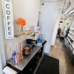 Ginger Salon - Beautiful decor inside salon