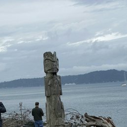 One of the totem poles near the Longhouse.