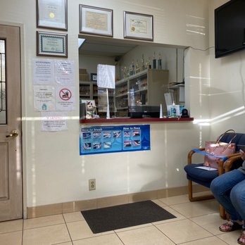 Michael Wang DDS - Old school reception area. Simple, gets the job done. - Oral Surgeons Near Me - Walnut, California Michael Wang DDS - Old school reception area. Simple, gets the job done. - Oral Surgeons Near Me - Walnut, California