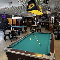 Alvis Backroad Bar & Grill