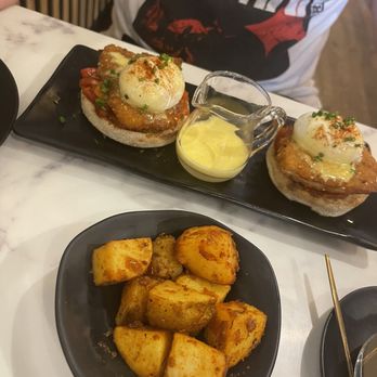 Rosalia's Kitchen - Israeli Crispy Chicken Benedict - Italian Near Me - Miramar, Florida Rosalia's Kitchen - Israeli Crispy Chicken Benedict - Italian Near Me - Miramar, Florida