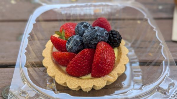 Crème Bakery by null