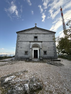 Monte San Salvatore by null