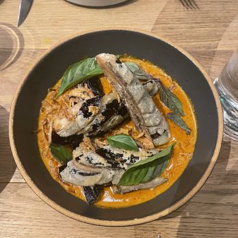 Nari - Gaeng Bumbai Aubergine - Thai Near Me - San Francisco, California Nari - Gaeng Bumbai Aubergine - Thai Near Me - San Francisco, California