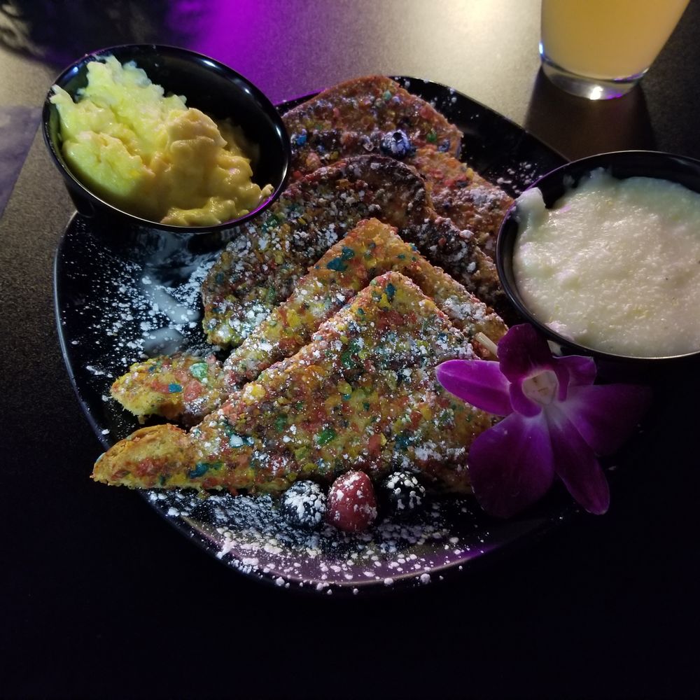 The Selfie Restaurant - Fruity Pebbles french toast so good! - Breakfast & Brunch Near Me - Wilmington, Delaware The Selfie Restaurant - Fruity Pebbles french toast so good! - Breakfast & Brunch Near Me - Wilmington, Delaware