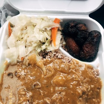 Sweet Spice - Vegetarian Plate drowned in curry sauce - Caribbean Near Me - Savannah, Georgia Sweet Spice - Vegetarian Plate drowned in curry sauce - Caribbean Near Me - Savannah, Georgia
