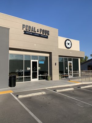 Pedal & Pour by null