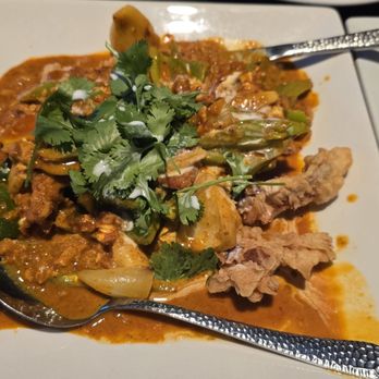 Panvimarn Thai Cuisine - Soft shell crabs dried yellow curry - Thai Near Me - Long Beach, California