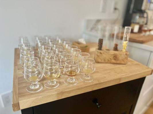 Queen Bee Artisan Market by null