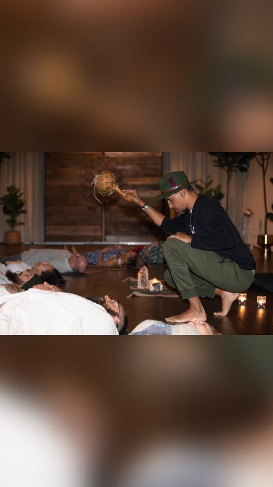 Behind The Lids Logo