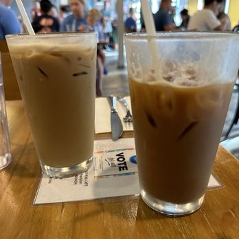 Egghead Cafe - Caramel Latte* - Coffee & Tea Near Me - Honolulu, Hawaii Egghead Cafe - Caramel Latte* - Coffee & Tea Near Me - Honolulu, Hawaii