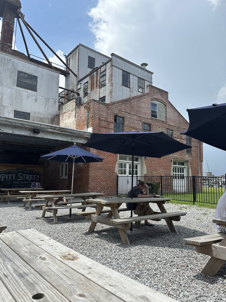 Haven's Mill Pizza Logo