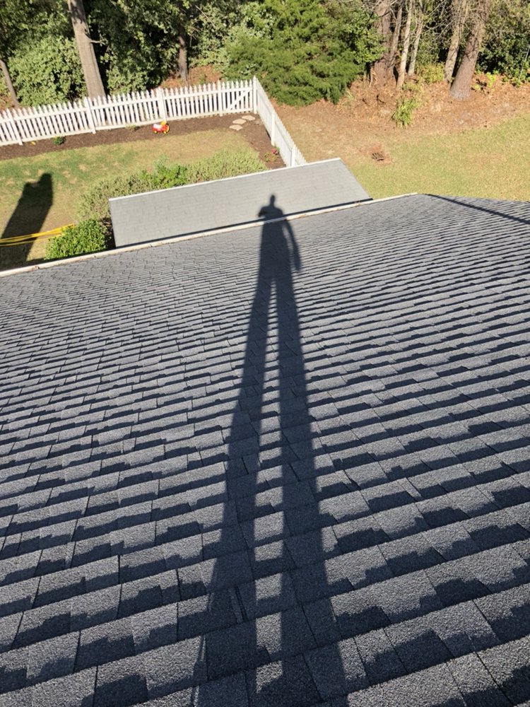 Slide of 5 Stars Roofing