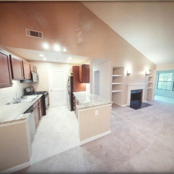 Calibre Springs - Upgraded kitchen - Apartments Near Me - Atlanta, Georgia