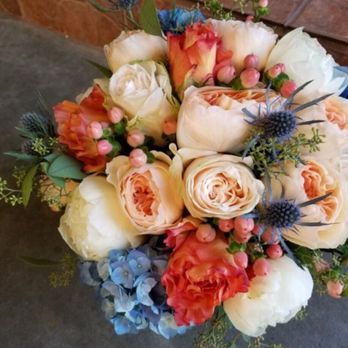 Cristina's Flowers - Florists Near Me - Long Beach, California