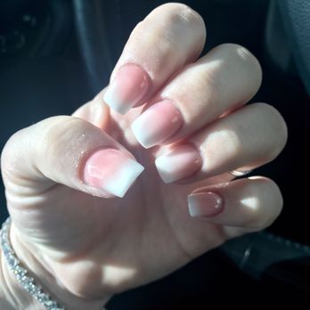 Gloss Nails Spa - Nail Salons Near Me - Walnut Creek, California