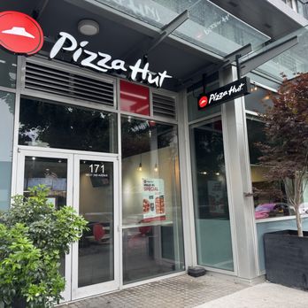 Pizza Hut - Front of pizza shop~ - Pizza Near Me - Vancouver, British Columbia Pizza Hut - Front of pizza shop~ - Pizza Near Me - Vancouver, British Columbia
