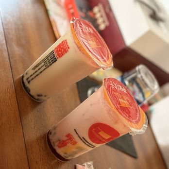Emperor Dumpling - Strawberry Tea Latte Brown Sugar Bubble Milk - Chinese Near Me - New York, New York Emperor Dumpling - Strawberry Tea Latte Brown Sugar Bubble Milk - Chinese Near Me - New York, New York