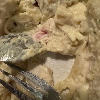 Olive Garden Italian Restaurant - Chicken Alfredo - Italian Near Me - Okemos, Michigan