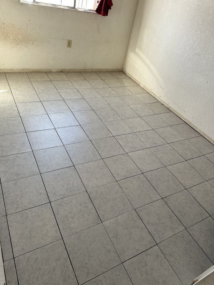 Slide of HD roofing and construction