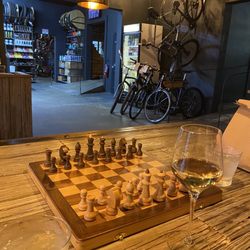 Kafe Racer - Games, computers, and books