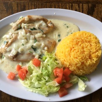 Tex Mex Restaurant - Chicken with a cream sauce. Also came with beans. - Tex-Mex Near Me - Sparta, North Carolina