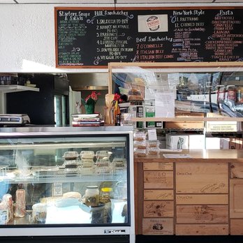 J Parrino's Queen City Deli - Front counter - Delis Near Me - Springfield, Missouri