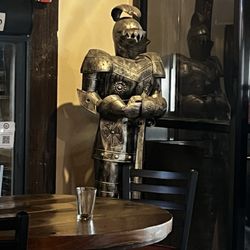 Middle Ages Brewing Company - Decor