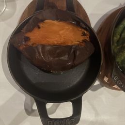 JUMBO SWEET POTATO
W/ JACK DANIEL'S MAPLE BUTTER JUMBO SWEET POTATO
W/ JACK DANIEL'S MAPLE BUTTER