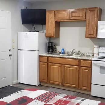 West End Cabins & Storage - Cabin 8 kitchenette - Hotels Near Me - Louisiana, Missouri West End Cabins & Storage - Cabin 8 kitchenette - Hotels Near Me - Louisiana, Missouri