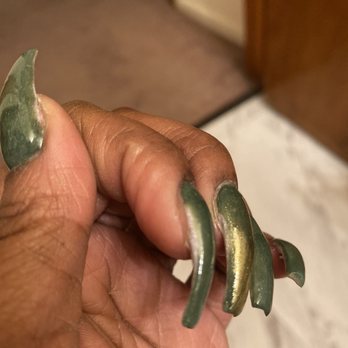 Lux Nail Boutique - She didn't use enough acrylic on the sides - Nail Salons Near Me - Chicago, Illinois Lux Nail Boutique - She didn't use enough acrylic on the sides - Nail Salons Near Me - Chicago, Illinois