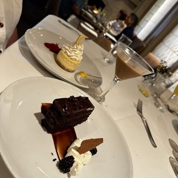 Spaghettini - Yummy dessert! - Italian Near Me - Seal Beach, California