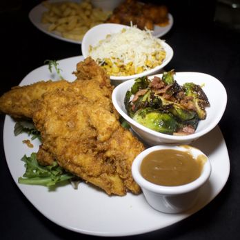 Mom's Kitchen & Bar - Crispy Chicken & Gravy - Bars Near Me - Astoria, New York
