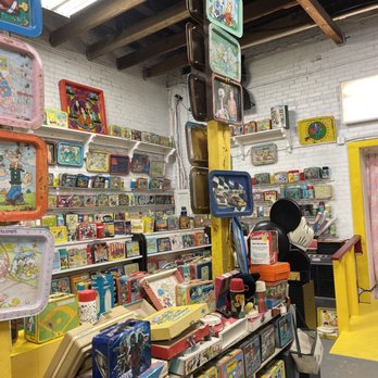 The River Market Antiques - Used, Vintage & Consignment Near Me - Columbus, Georgia The River Market Antiques - Used, Vintage & Consignment Near Me - Columbus, Georgia
