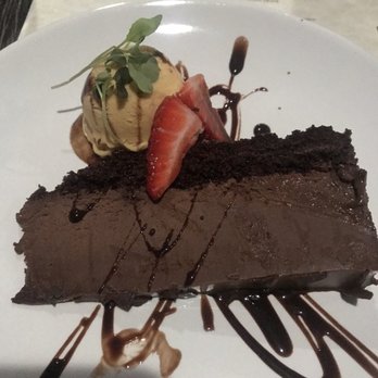 Puerto 511 - Lucuma ice cream and chocolate mousse - Peruvian Near Me - Baltimore, Maryland