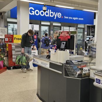 Tesco - Grocery Near Me - Liverpool, XMS
