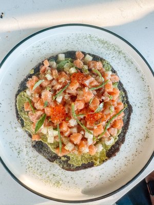 Drift Seafood & Raw Bar by null