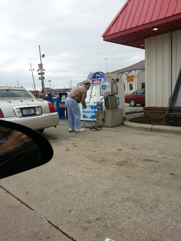 INTERSTATE FOOD PLAZA Effingham, Illinois Convenience Stores Phone Number Yelp