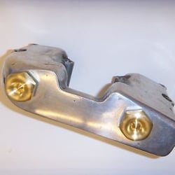Give your 1971-1984 Ironhead or 1971-1984 Shovelhead that real vintage look with these Brass Nuts.