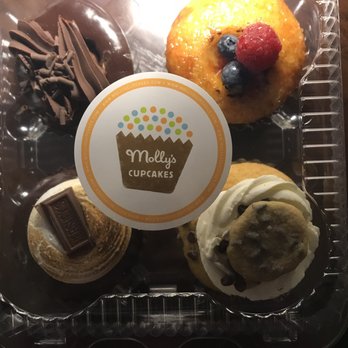Molly's Cupcakes - Cute Packaging - Cupcakes Near Me - Chicago, Illinois Molly's Cupcakes - Cute Packaging - Cupcakes Near Me - Chicago, Illinois