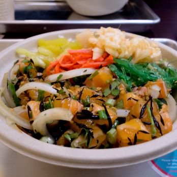 Big Fin Poke - Make-your-own bowl with salmon, seaweed strips, sweet onion, pickled ginger, kimchi, pineapples, cilantro, crunchy garlic, seaweed salad - Poke Near Me - Westbrook, Maine