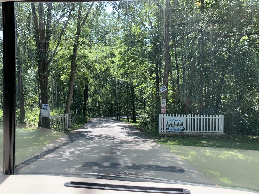BLACKHAWK VALLEY CAMPGROUND Updated September 2024 37 Photos & 14