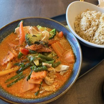 Klom Klom Thai - PANANG (RED) GF (BEST SELLER) - Thai Near Me - Savannah, Georgia Klom Klom Thai - PANANG (RED) GF (BEST SELLER) - Thai Near Me - Savannah, Georgia