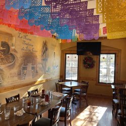 Javier's - Dining area