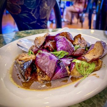 Jyun Kang Vegetarian Restaurant - Basil eggplant - Vegan Near Me - Ukiah, California