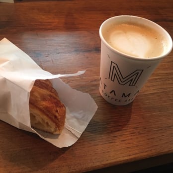 Matamata Coffee Bar - Latte and croissant - Coffee & Tea Near Me - Paris, 75
