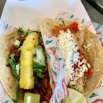 Taco Vida - left: pork al pastor, right: pollo - Mexican Near Me - Deerfield, Illinois Taco Vida - left: pork al pastor, right: pollo - Mexican Near Me - Deerfield, Illinois