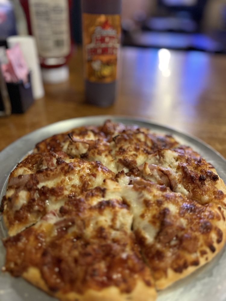 Social spots from Pigskin Pub & Pizza