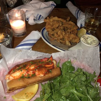 Sea Wolf - Bushwick - Lobster roll with clams - Cocktail Bars Near Me - Brooklyn, New York